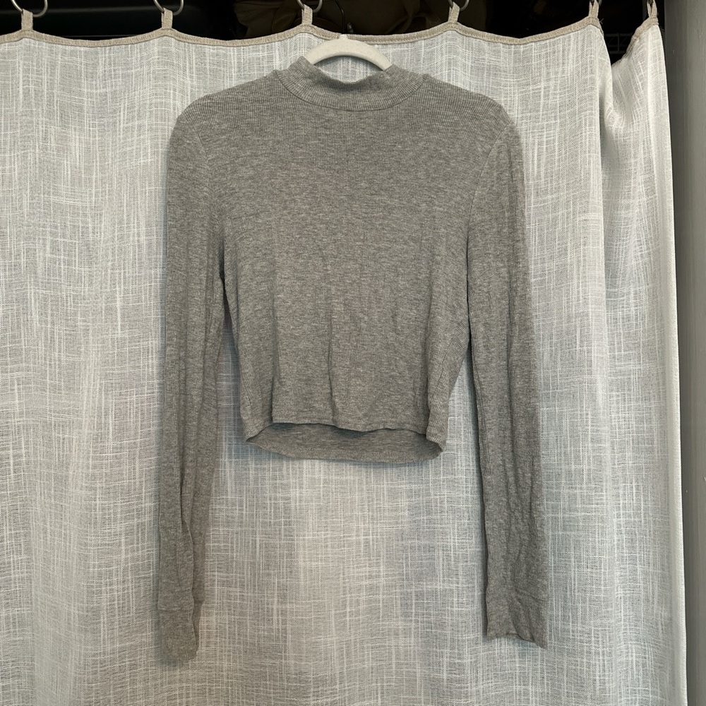 BP Gray Cropped Fitted Hoodie